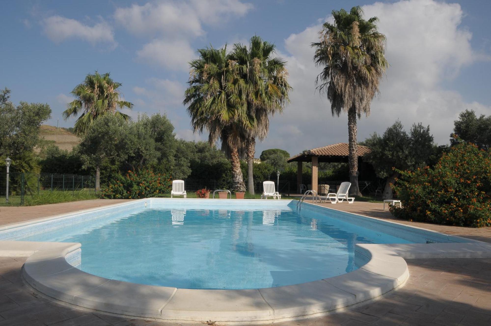 Oasi Del Governatore Apartment Squillace Bagian luar foto