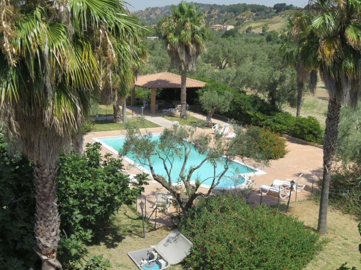 Oasi Del Governatore Apartment Squillace Bagian luar foto