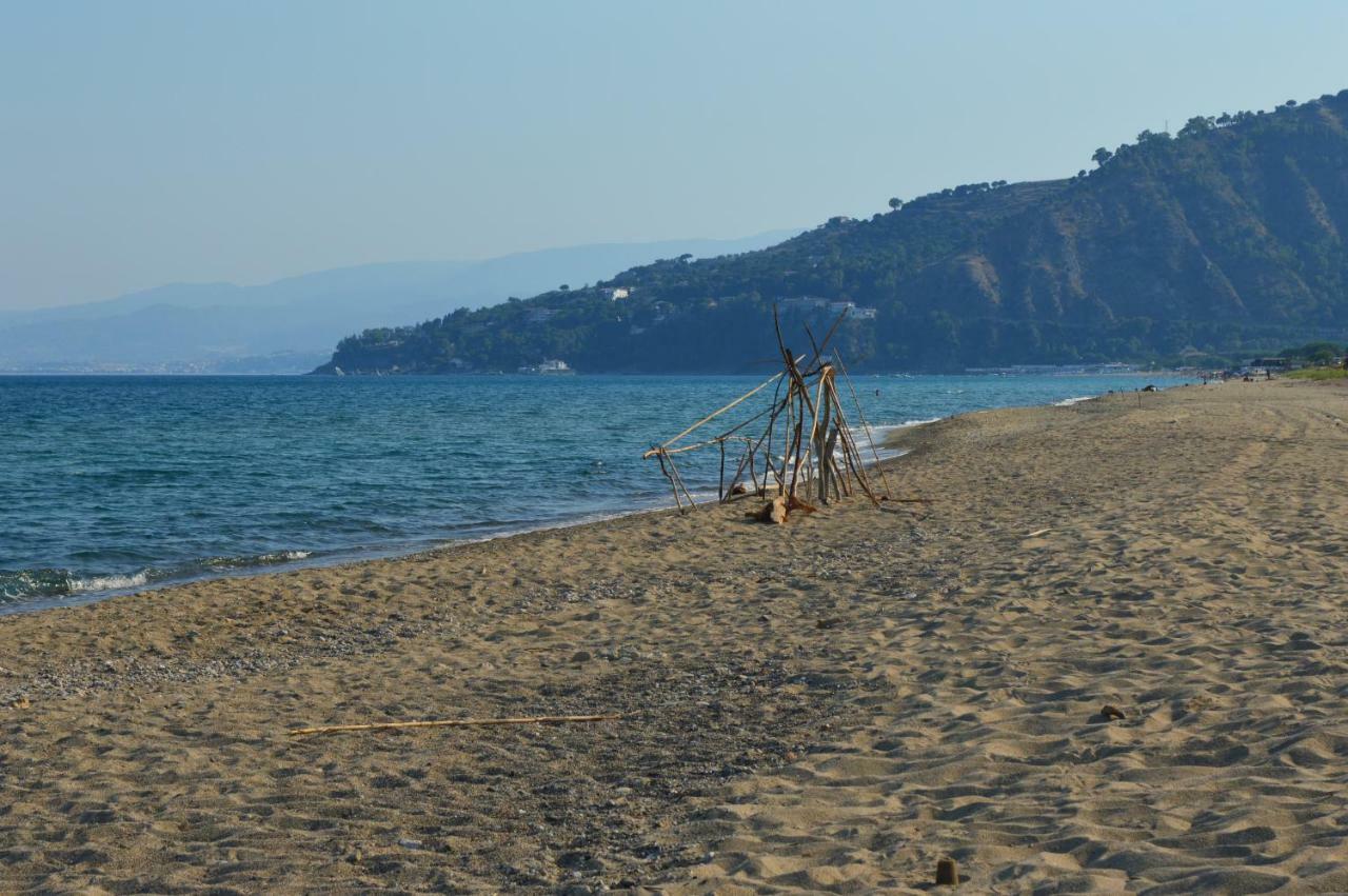Oasi Del Governatore Apartment Squillace Bagian luar foto